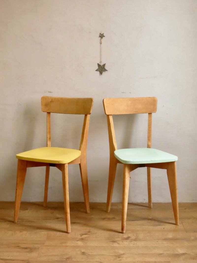 Chaises pieds compas vintage