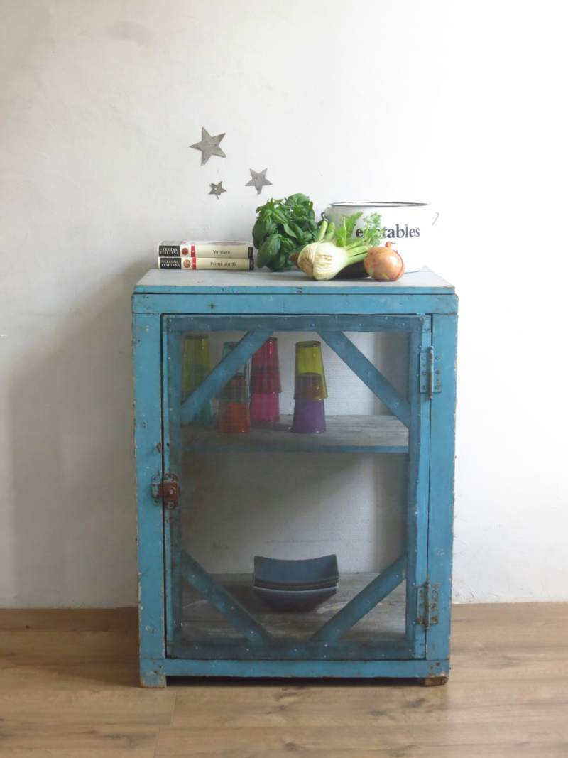 Garde manger buffet vintage bleu paon