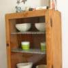 armoire vitrine vintage