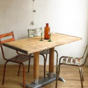 Table bistrot industrielle