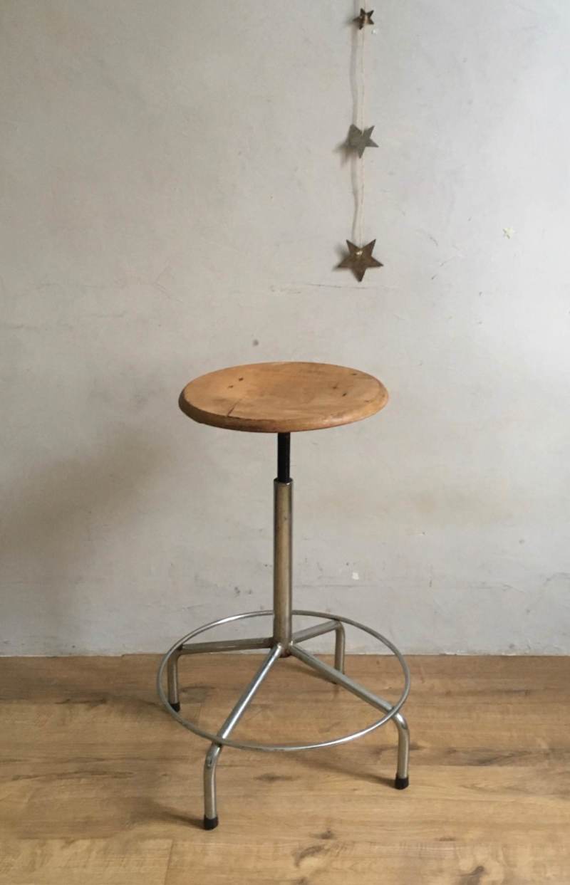 Tabouret atelier pivotant