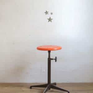 Tabouret industriel orange