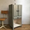 Buffet vintage gris