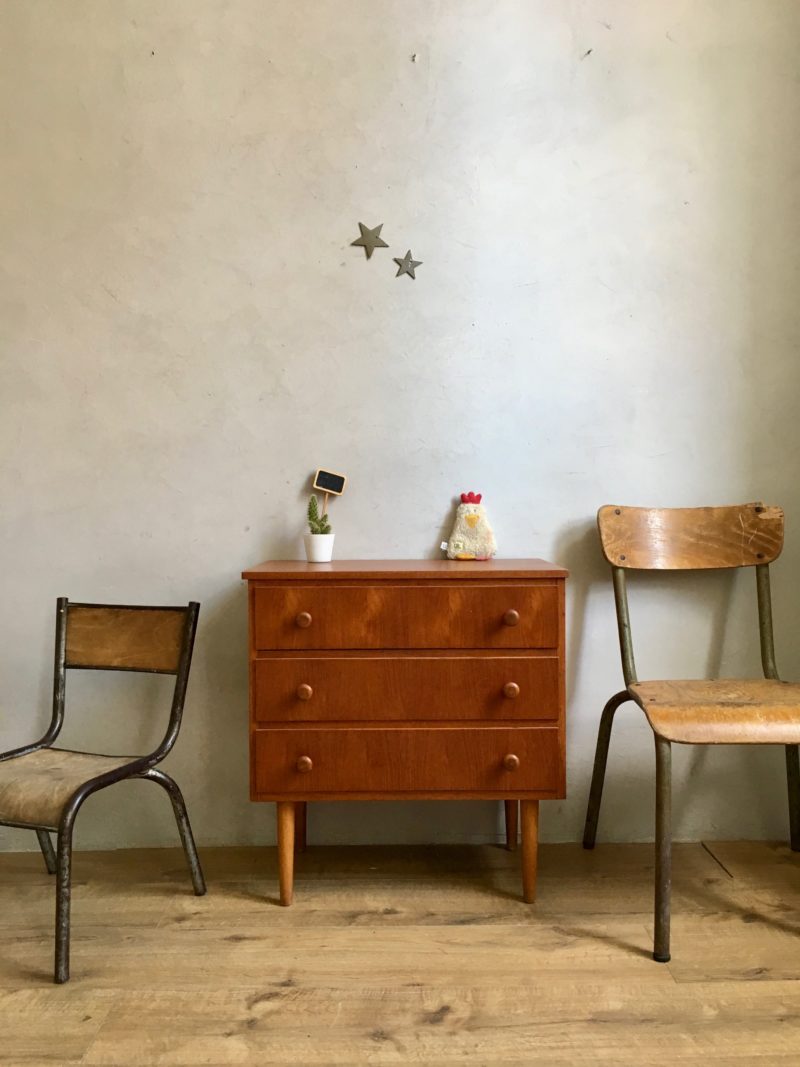 Commode scandinave