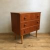 Commode scandinave