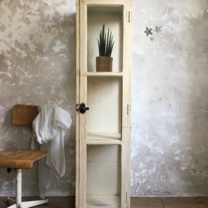 Armoire vitrine