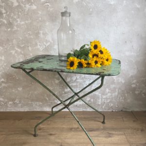 Table de jardin