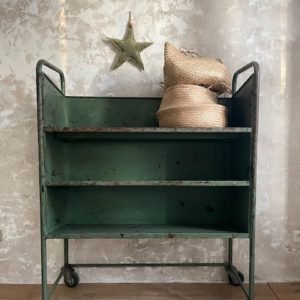 Chariot etagere industrielle