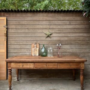 Table de ferme chateau