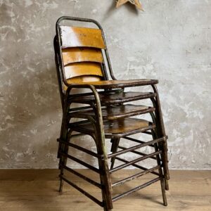 Chaise ecolier indonesie