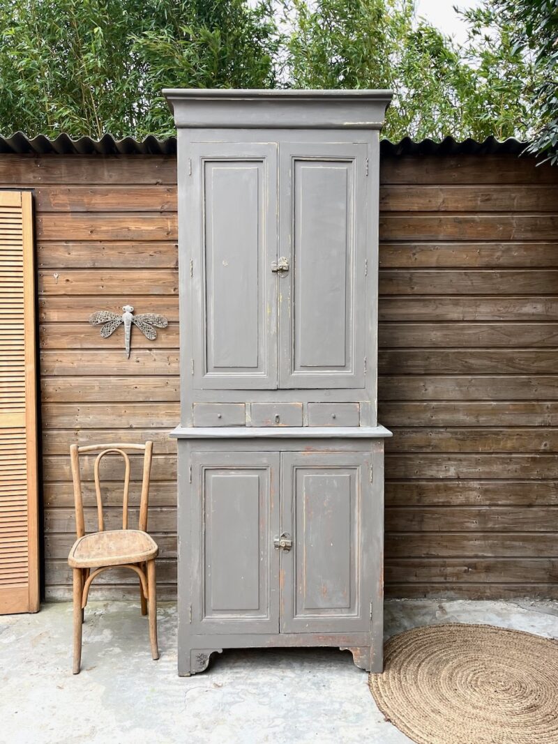 Armoire vaissellier