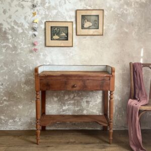 Table de toilette marbre