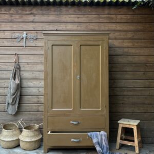 Armoire ancienne