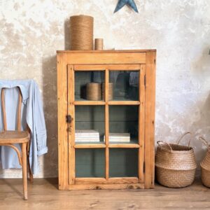 Armoire vitrine