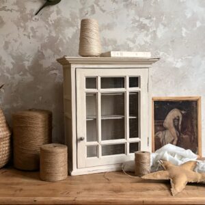 Armoire pharmacie